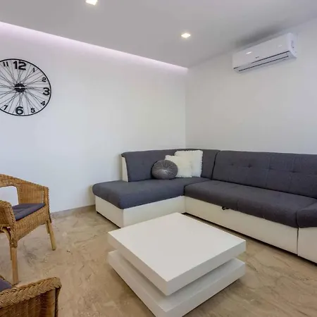 In 42962 Crikvenica